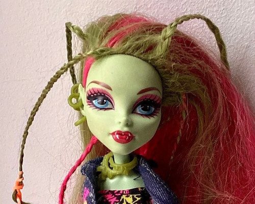 Poupée monster high venus - poupée,