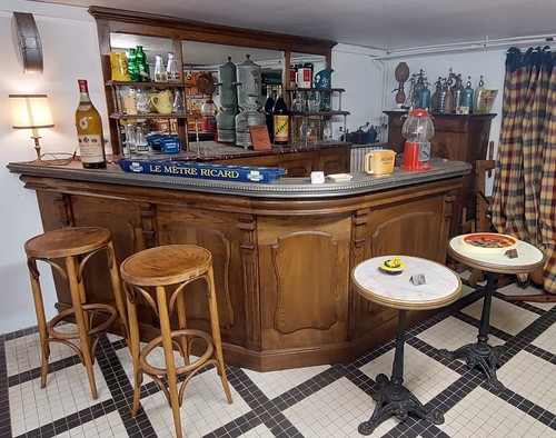 Bar bistrot ancien avec - , 2