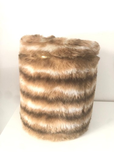Pouf tabouret moumoute