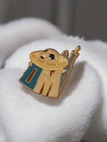 Pin vintage olympique de - pin's,