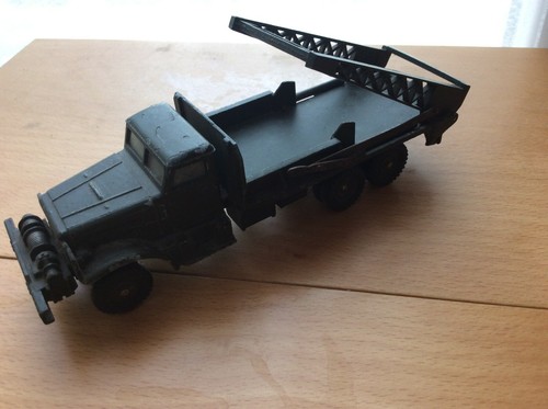 Dinky supertoys 883 camion - n°,