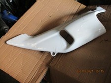 CACHE LATERAL ARRIERE GAUCHE  650 DOMINATOR