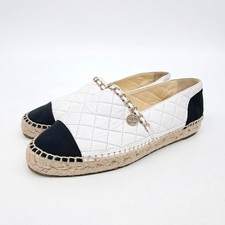 Chanel Espadrilles en cuir 126411