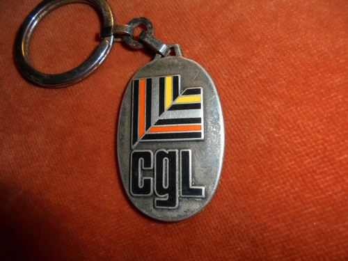Porte clés key - ring, l
