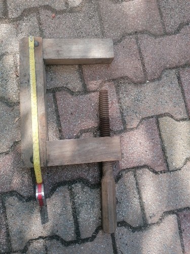 Ancien serre joint - , bois