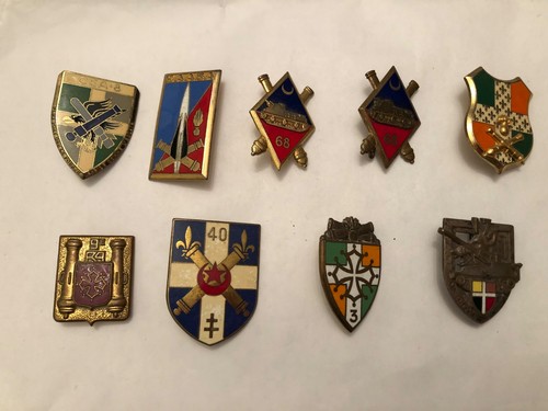 Lot insignes militaires - insignes,