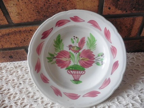 Ancienne assiette creuse