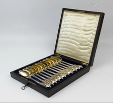 12 cuillères dessert vermeil