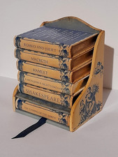 suite 6 livres miniatures