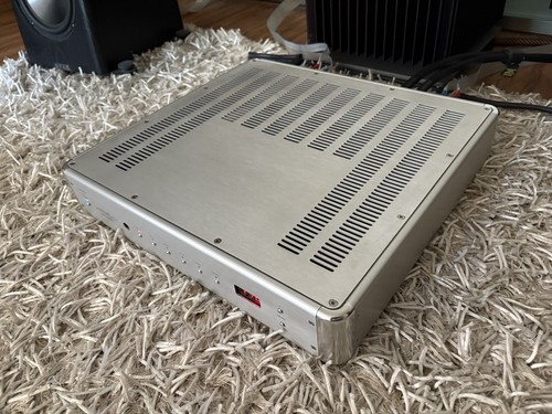 Excellent condition 2nd owner - excellent,