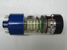 tube électronique photomultiplicateur Dario 55UVP dans sa boîte d'origine