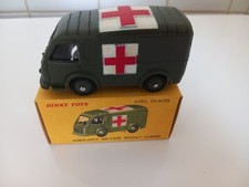 DINKY TOYS AMBULANCE MILITAIRE