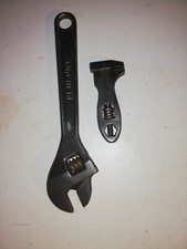 LOT DE 2 CLES   A MOLETTE ANCIENNES UNE SERFOR