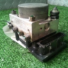 Bloc ABS (freins anti-blocage) RENAULT CLIO 3 phase 1 1.5 DCI 8201128671