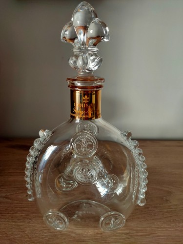 Empty bottle and box lo - empty,