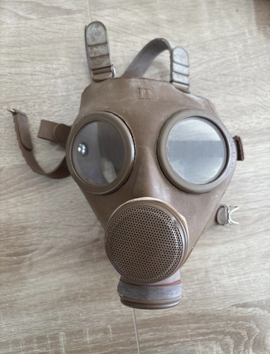 Masque gaz militaire - à,