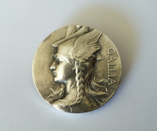 ANCIENNE BROCHE MÉDAILLE