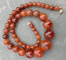 COLLIER SAUTOIR PERLES   BAKELITE   DN3444