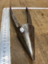 old tool,  OUTIL ANCIEN, pince