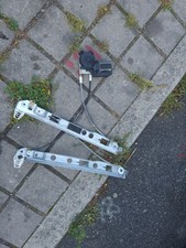 Lave Vitre Megane 2 Côte