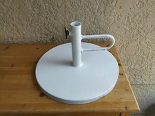 Pied de Parasol lourd et ancien