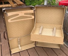 Malle penderie ancienne – années 1920–40 – avec cintre et grand tiroir