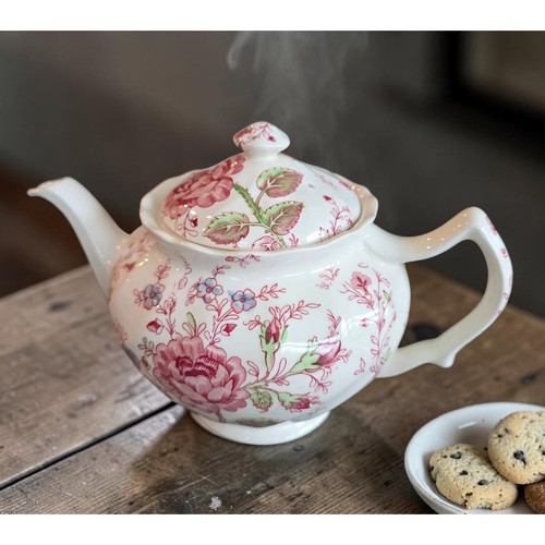 Johnson brothers rose chintz - johnson,
