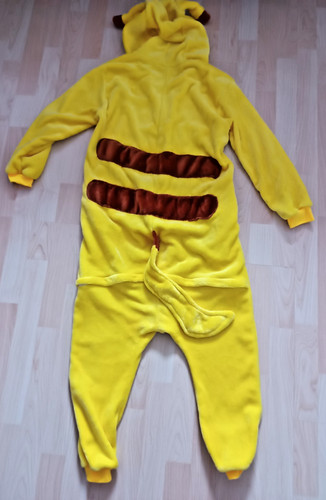 Kigurumi pikachu pyjama party - pikachu,