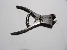 ANCIENNE PINCE TENAILLE