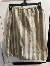 ancien jupe paysanne usagée