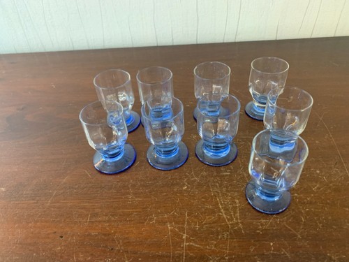 Verres bleu eau en - bleu, a