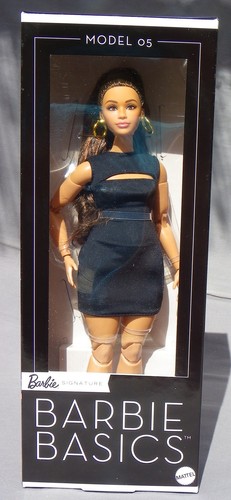 Barbie basics curvy modèle - barbie,