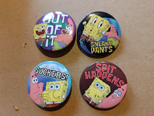 lot de 4 badges Bob l'éponge et Patrick