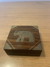Magnifique Petite Boîte En