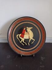 ASSIETTE EN CERAMIQUE SIGNE D.VASSILOPOULOS DECOR GRECE ANTIQUE PEINT A LA MAIN