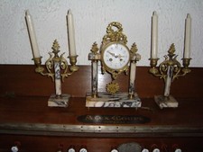 Dessus de cheminée Pendule +ses porte bougies pendule de la C.A.E.P.H.du 19ème