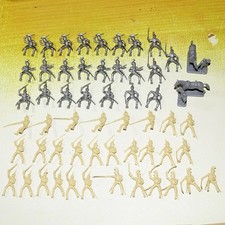 Italeri Esci Accurate lot Cavaliers Napoleon sans chevaux 56 figurines 1:72