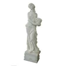 Sculpture En Marbre Blanc