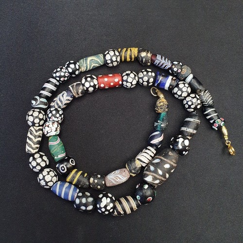 Anciennes perles plumes - perles, de