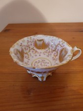 Tasse à thé ancienne fleurs