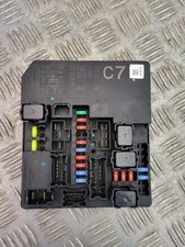 Boitier Fusible - NISSAN JUKE