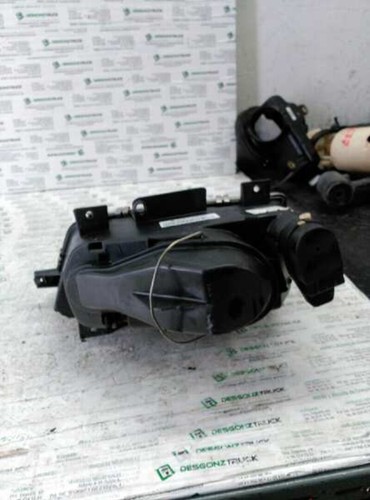 Phare droit peugeot 405 - droit,