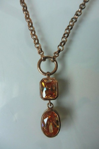 Belle collier avec pendentif - belle,