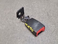 Attache ceinture sécurité