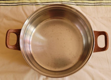 FAITOUT ROND 2 ANSES EN INOX  DIAMÈTRE OUVERTURE 26 CM FOND 23 CM