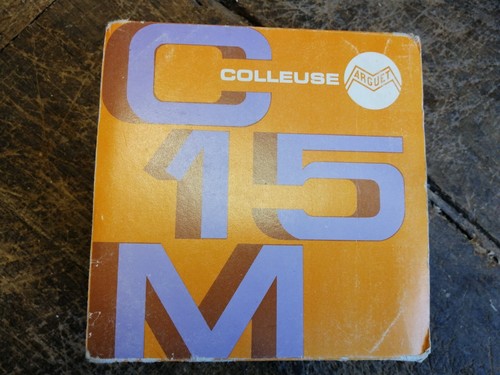 Colleuse marguet - colleuse, m