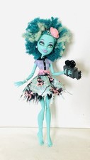 Poupée monster high Honey