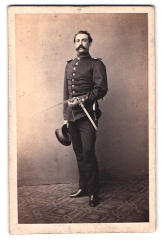 Photographie officier - , en