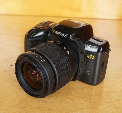 Pentax 35mm film camera - z-70,