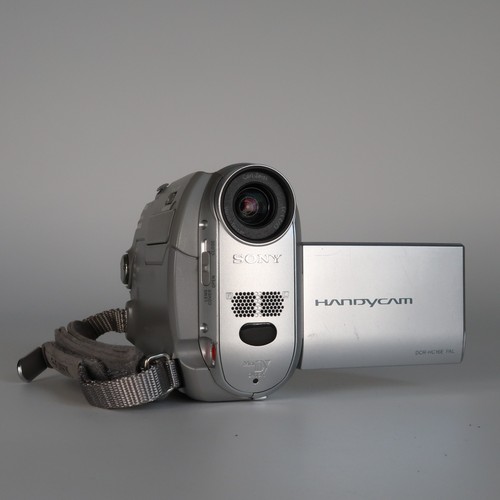 Sony handycam dcr hc16e pal - sony,